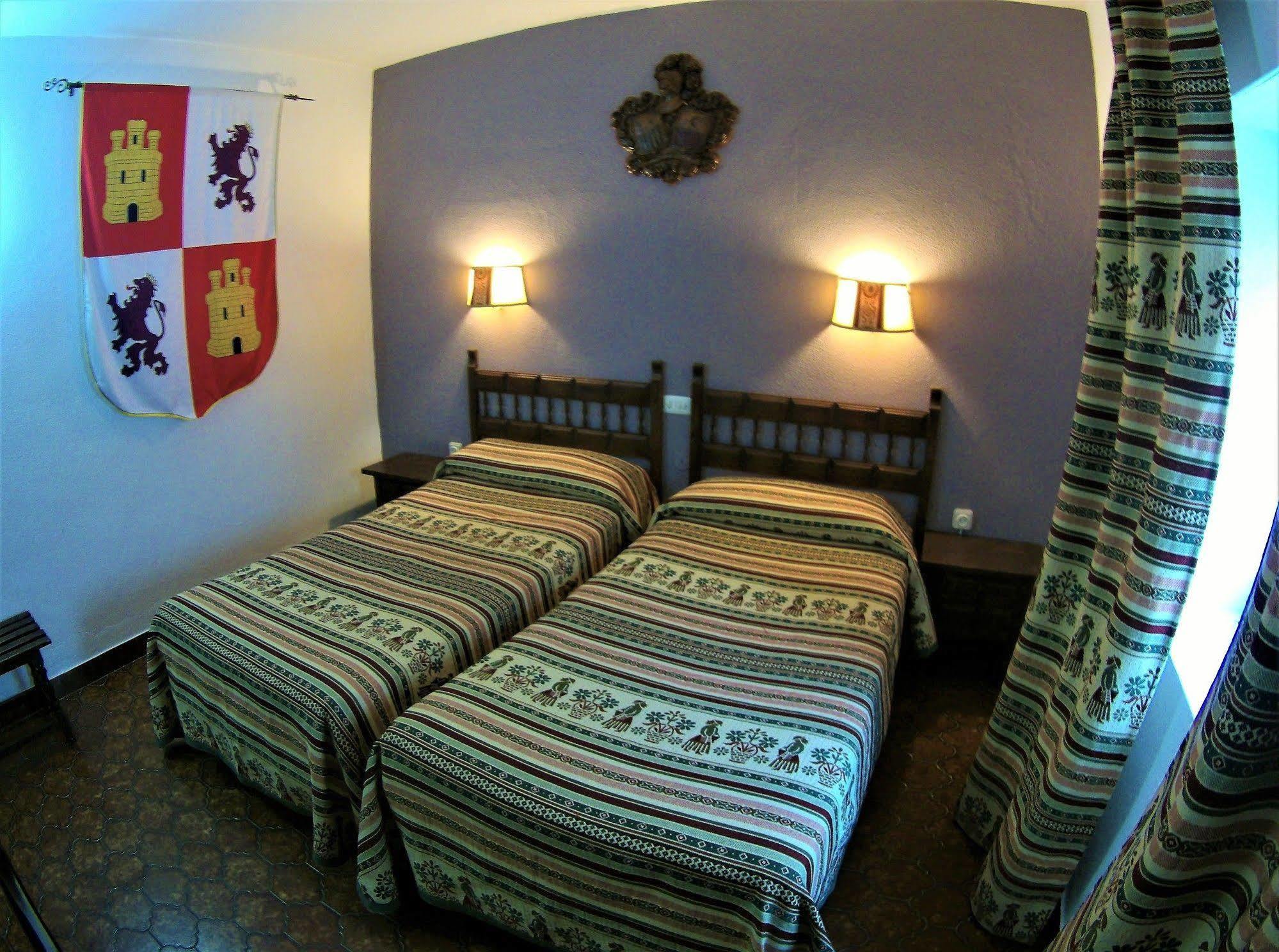 Hostal Rural Marques De Zahara Zahara De La Sierra Εξωτερικό φωτογραφία
